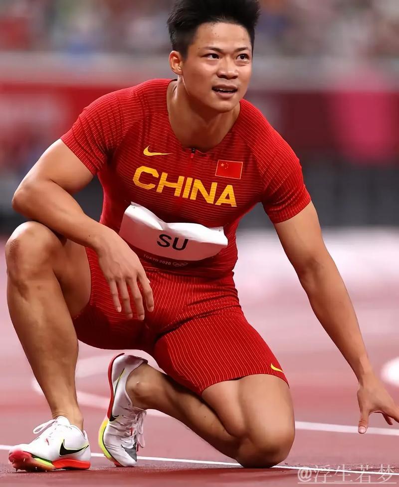 短跑传奇苏炳添正式退役 短跑传奇苏炳添正式退役